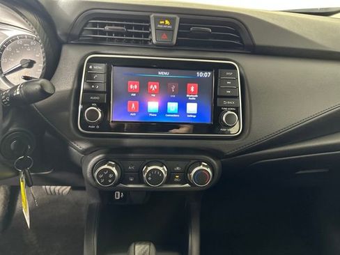 Used 2024 Nissan Versa S w/ S Plus Package image 21