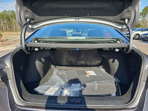 New 2026 Nissan Sentra SV w/ SV Convenience Package FWD image 16