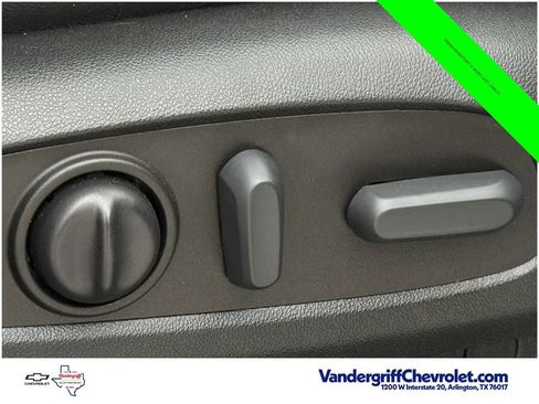 Used 2023 Chevrolet Traverse Premier w/ Redline Edition FWD image 22