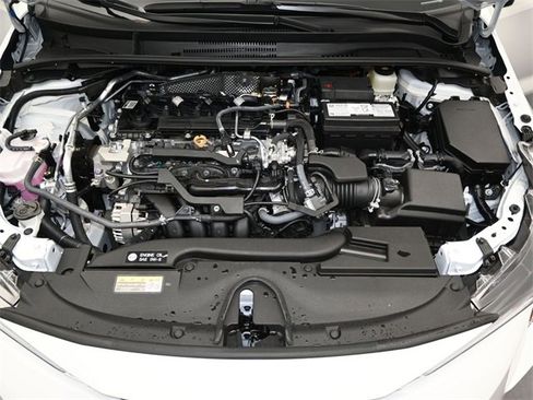 Used 2025 Toyota Corolla LE image 17