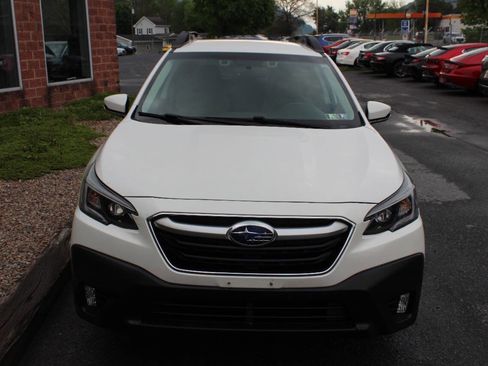 Used 2022 Subaru Outback Premium AWD/4WD image 4