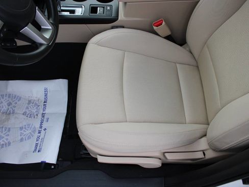 Used 2016 Subaru Legacy 2.5i image 7
