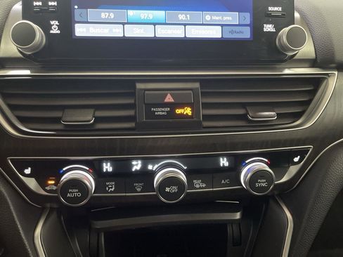 Used 2021 Honda Accord EX image 18