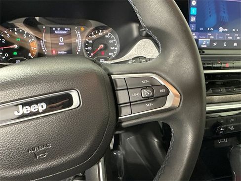 Certified 2022 Jeep Compass Latitude image 27