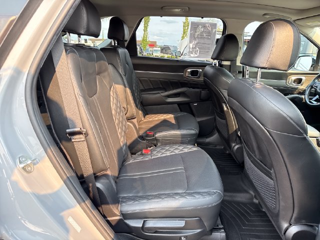 Used 2023 Kia Sorento SX Prestige AWD/4WD image 10