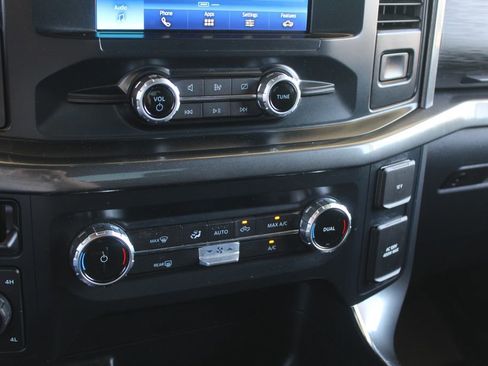 Used 2022 Ford F150 XLT w/ Equipment Group 301A Mid image 26