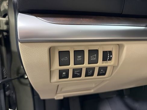 Used 2017 Subaru Outback 2.5i Limited image 16