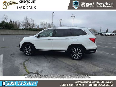 Used 2019 Honda Pilot Touring image 8