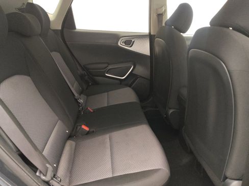 Used 2024 Kia Soul LX w/ Option Group 015 image 19