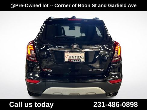 Used 2022 Buick Encore Preferred w/ Safety Package AWD/4WD image 4