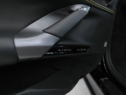 Used 2024 Ferrari SF90 Spider Novitec image 46