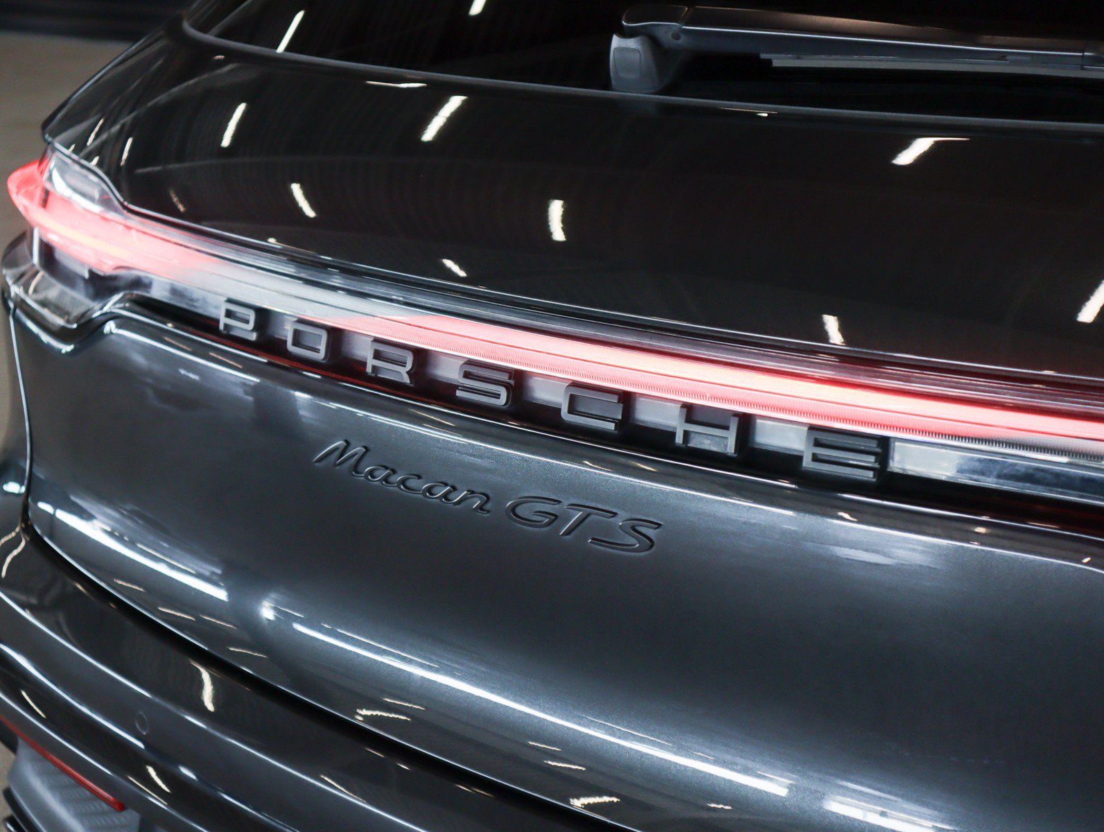 Certified 2023 Porsche Macan GTS AWD/4WD image 25