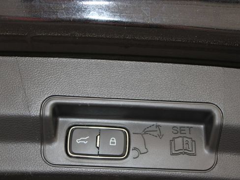 Used 2025 Ford Explorer ST-Line AWD/4WD image 22