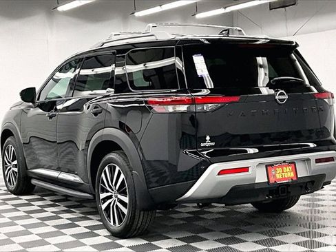 New 2025 Nissan Pathfinder Platinum w/ Lighting Package (N93) image 3