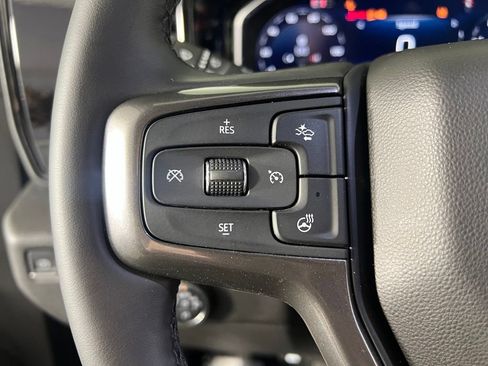 Used 2025 Chevrolet Silverado 2500 ZR2 w/ Technology Package AWD/4WD image 22