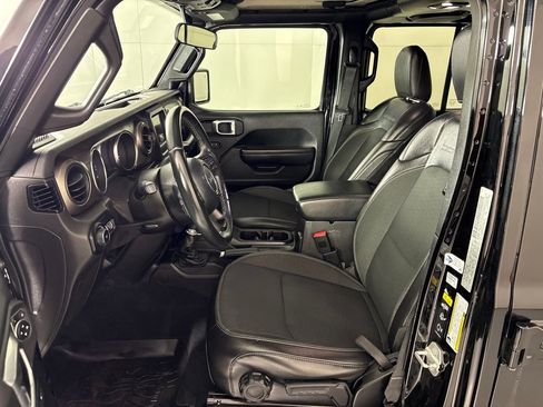 Used 2020 Jeep Wrangler Unlimited Sport AWD/4WD image 22