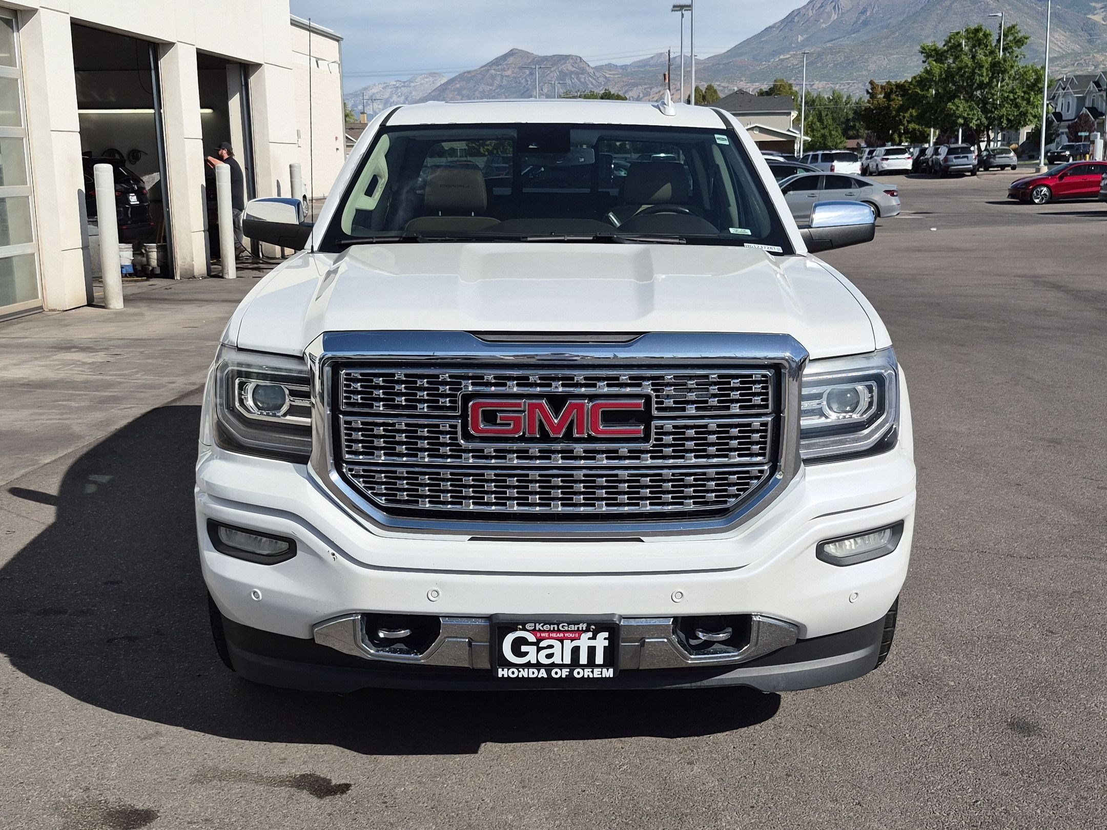 Used 2017 GMC Sierra 1500 Denali w/ Denali Ultimate Package AWD/4WD image 11