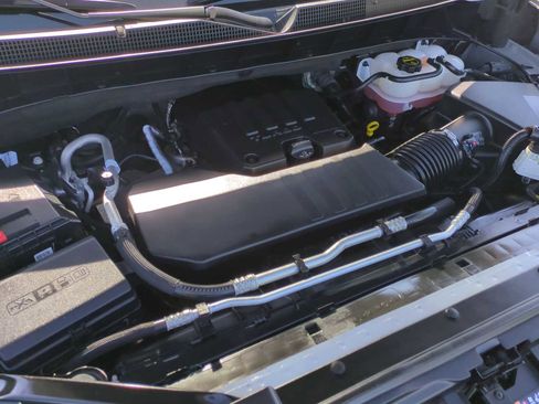 Used 2025 Chevrolet Silverado 1500 Custom w/ LPO, Dark Essentials Package image 29