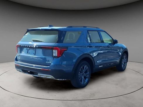 New 2026 Ford Explorer Active w/ Active Comfort Package AWD/4WD image 9