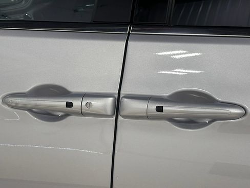 Used 2026 Chrysler Pacifica Select FWD image 20