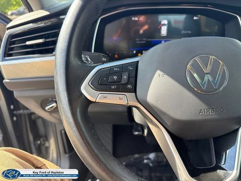 Used 2024 Volkswagen Jetta SE FWD image 20