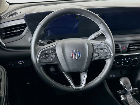 Used 2025 Buick Encore GX Preferred FWD image 18