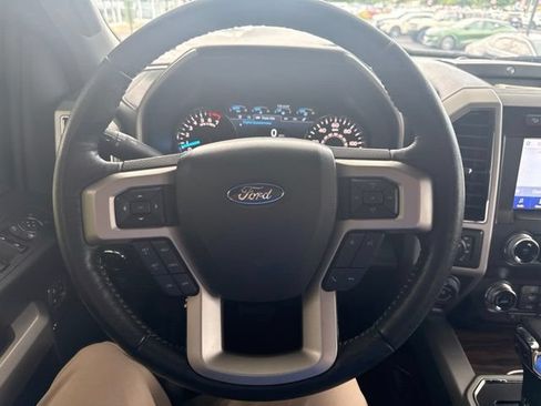 Used 2019 Ford F150 Lariat w/ Equipment Group 502A Luxury AWD/4WD image 15