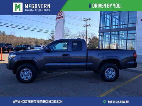 Used 2019 Toyota Tacoma SR image 2