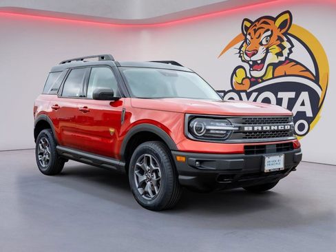 Used 2022 Ford Bronco Sport Badlands w/ Premium Package image 3