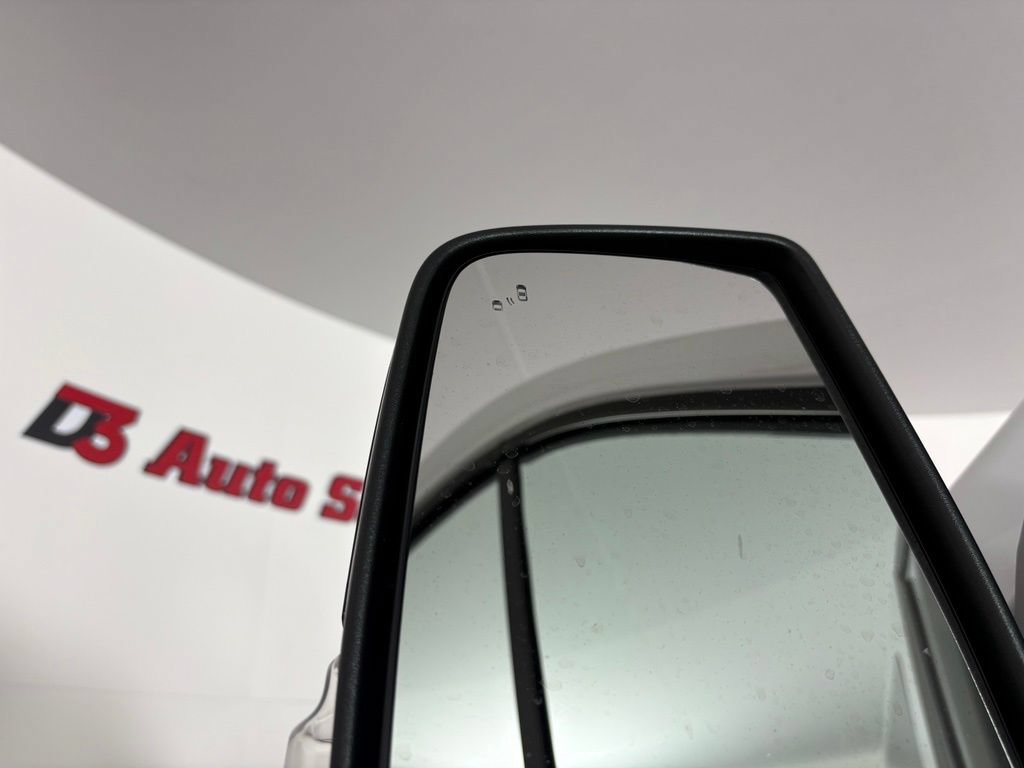 Used 2024 Ford Transit 350 XLT RWD image 15