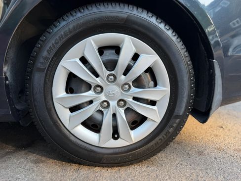 Used 2011 Hyundai Sonata GLS FWD image 45