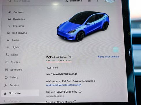 Used 2022 Tesla Model Y Performance AWD/4WD image 19