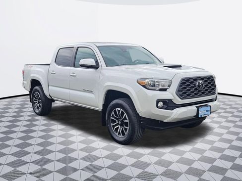 Used 2023 Toyota Tacoma TRD Sport w/ Advanced Technology Package AWD/4WD image 8