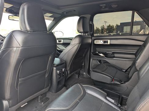 Used 2021 Ford Explorer ST w/ Equipment Group 401A AWD/4WD image 30