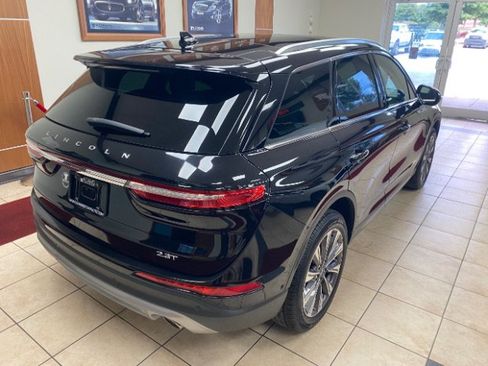 Used 2020 Lincoln Corsair Reserve w/ Equipment Group 201A AWD/4WD image 4