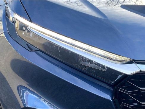 Used 2023 Honda CR-V EX image 30