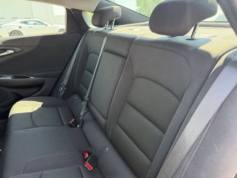 Used 2024 Chevrolet Malibu LT FWD image 13