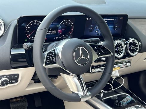 New 2026 Mercedes-Benz GLA 250 4MATIC image 21