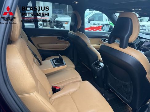 Used 2016 Volvo XC90 T6 Momentum w/ Momentum Plus Package AWD/4WD image 38
