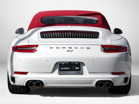 Used 2018 Porsche 911 Carrera RWD image 7