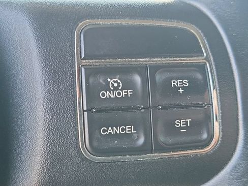 Used 2012 Jeep Wrangler Unlimited Sport AWD/4WD image 12