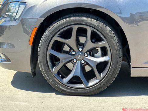 Used 2023 Chrysler 300 S RWD image 27