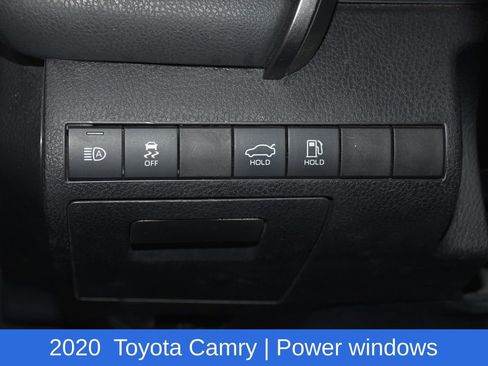 Used 2020 Toyota Camry SE FWD image 8