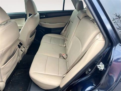 Used 2018 Subaru Outback 3.6R Limited image 13