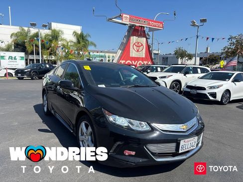 Used 2017 Chevrolet Volt LT FWD image 1