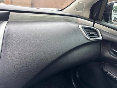 Used 2016 Nissan Murano Platinum w/ Platinum Technology Package FWD image 26