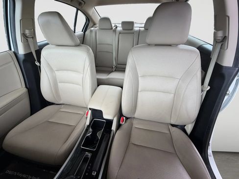 Used 2017 Honda Accord Touring image 13