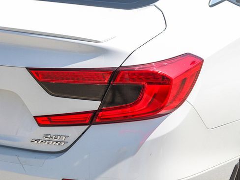 Used 2020 Honda Accord Sport image 10