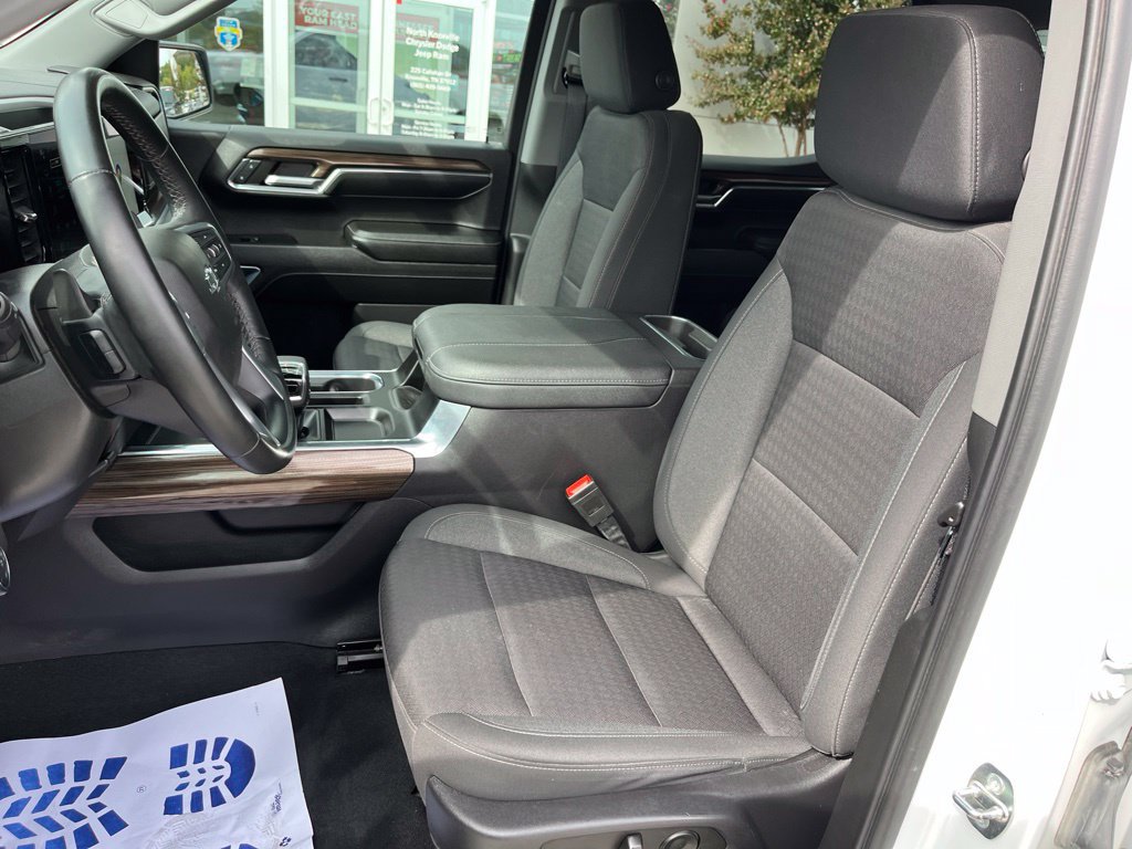 Used 2023 Chevrolet Silverado 1500 LT Trail Boss w/ Protection Package AWD/4WD image 5