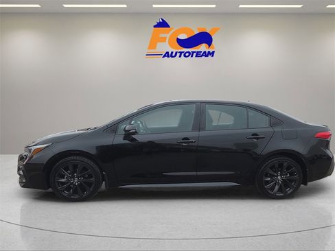 Certified 2024 Toyota Corolla SE image 2